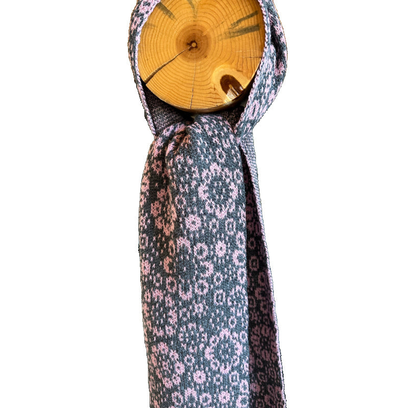 Wool Scarf - Elegant Oversized Design, Ideal for Daily Wear, Unique Gift for Birthdays or Holidays