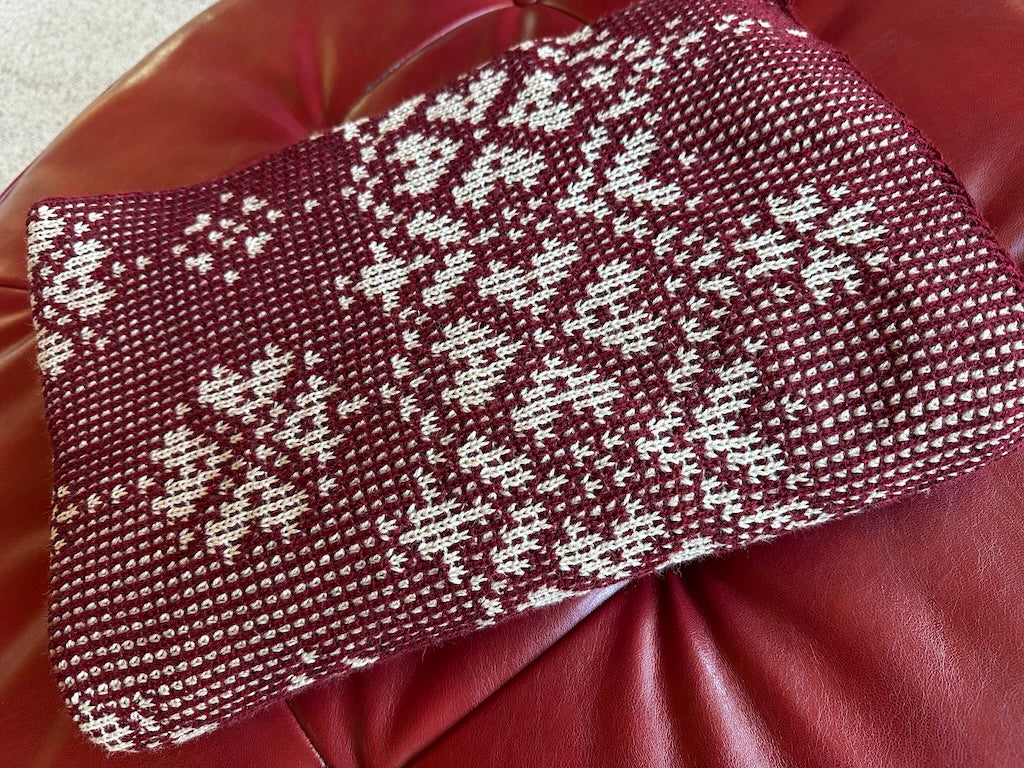 Handmade Knit Throw Blanket, Cozy and Soft Eternity Wrap, Perfect for Snuggling on the Couch – Great Gift for Home Lovers