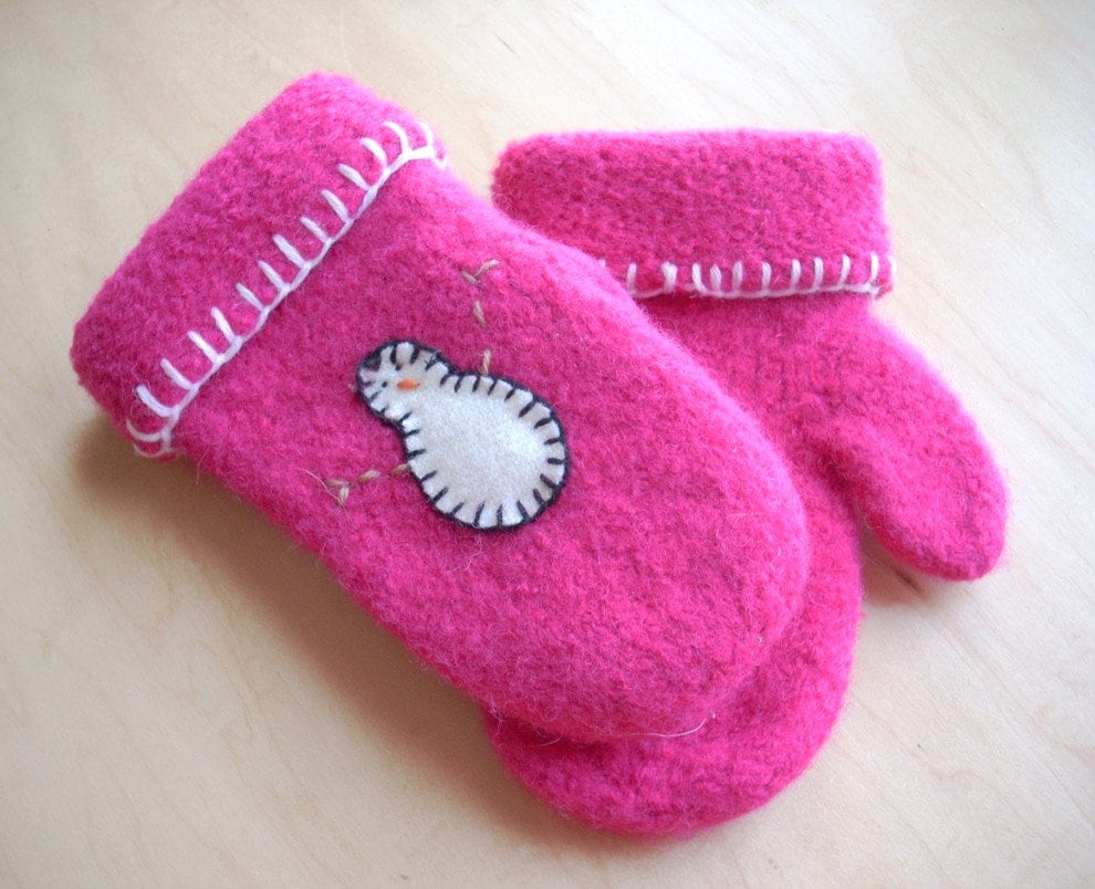 Childs Felted Wool Mitten Knitting Pattern, Cute & Warm DIY Project for Children’s Winter Wear, Ideal Gift for Craft Lovers