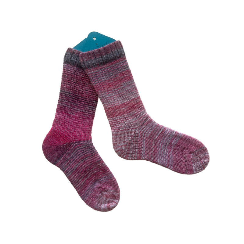 Colorful alpaca socks, luxurious and fun socks for comfort at home, ideal gift for sock lovers and nature enthusiasts