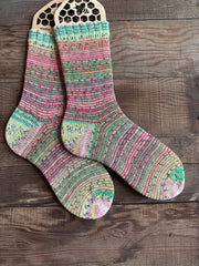 Colorful alpaca socks, luxurious and fun socks for comfort at home, ideal gift for sock lovers and nature enthusiasts