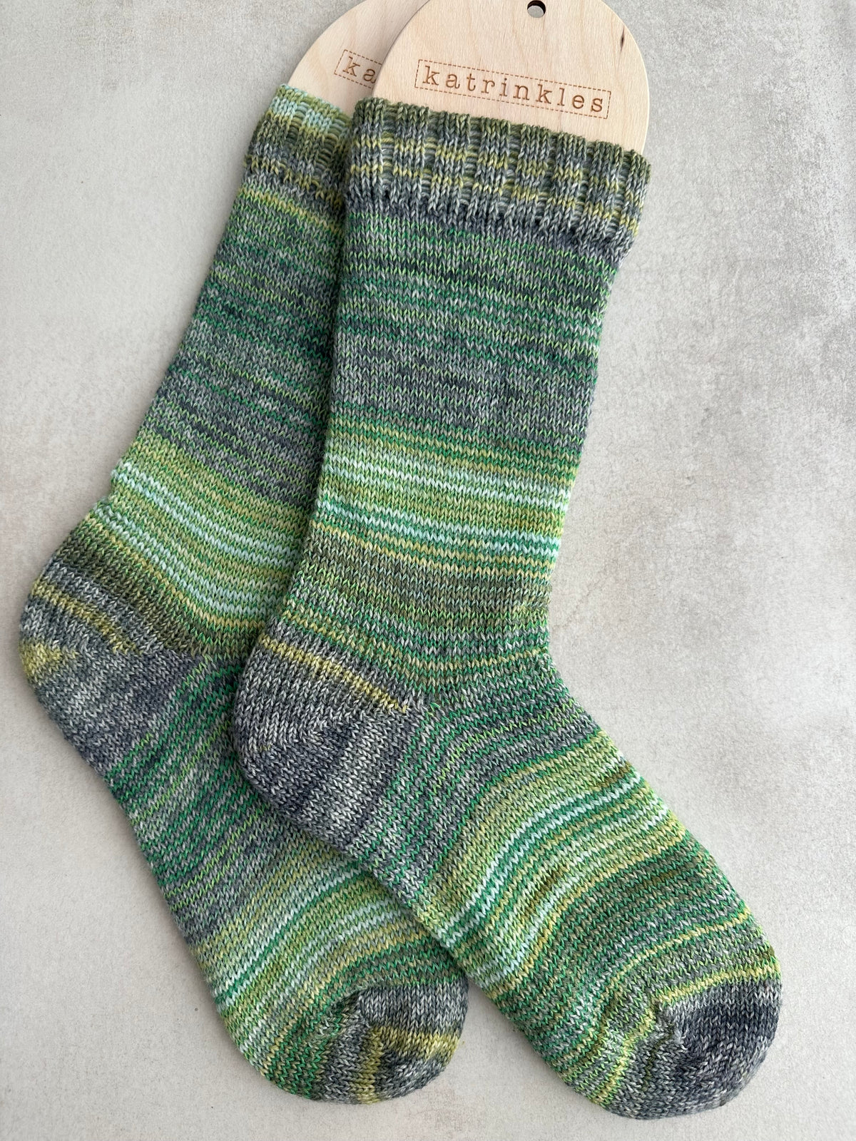 Unique Alpaca Socks, Vibrant Colors and Patterns for Ultimate Comfort, Ideal Gift for Friends & Family Who Love Cozy Wear