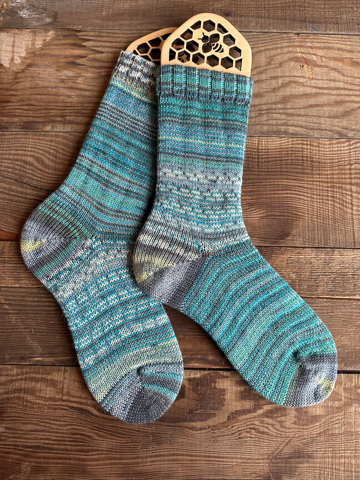 Unique Alpaca Socks, Vibrant Colors and Patterns for Ultimate Comfort, Ideal Gift for Friends & Family Who Love Cozy Wear