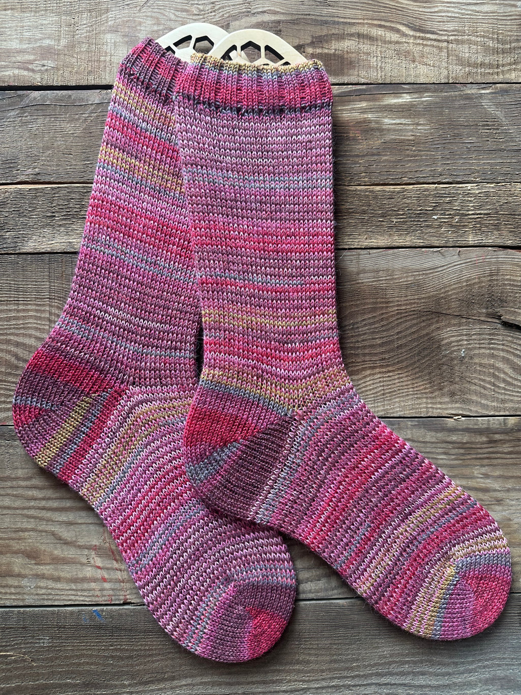 Colorful alpaca socks, luxurious and fun socks for comfort at home, ideal gift for sock lovers and nature enthusiasts