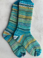 Luxurious and fun socks for comfort at home, Colorful alpaca socks, ideal gift for sock lovers and nature enthusiasts