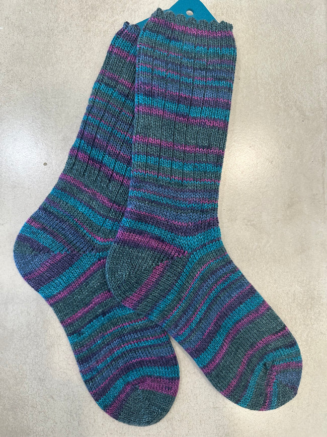 Merino Wool  Socks, HandMade, Luxurious Softness for Cold Weather, Thoughtful Gift for Loved Ones Hover Image