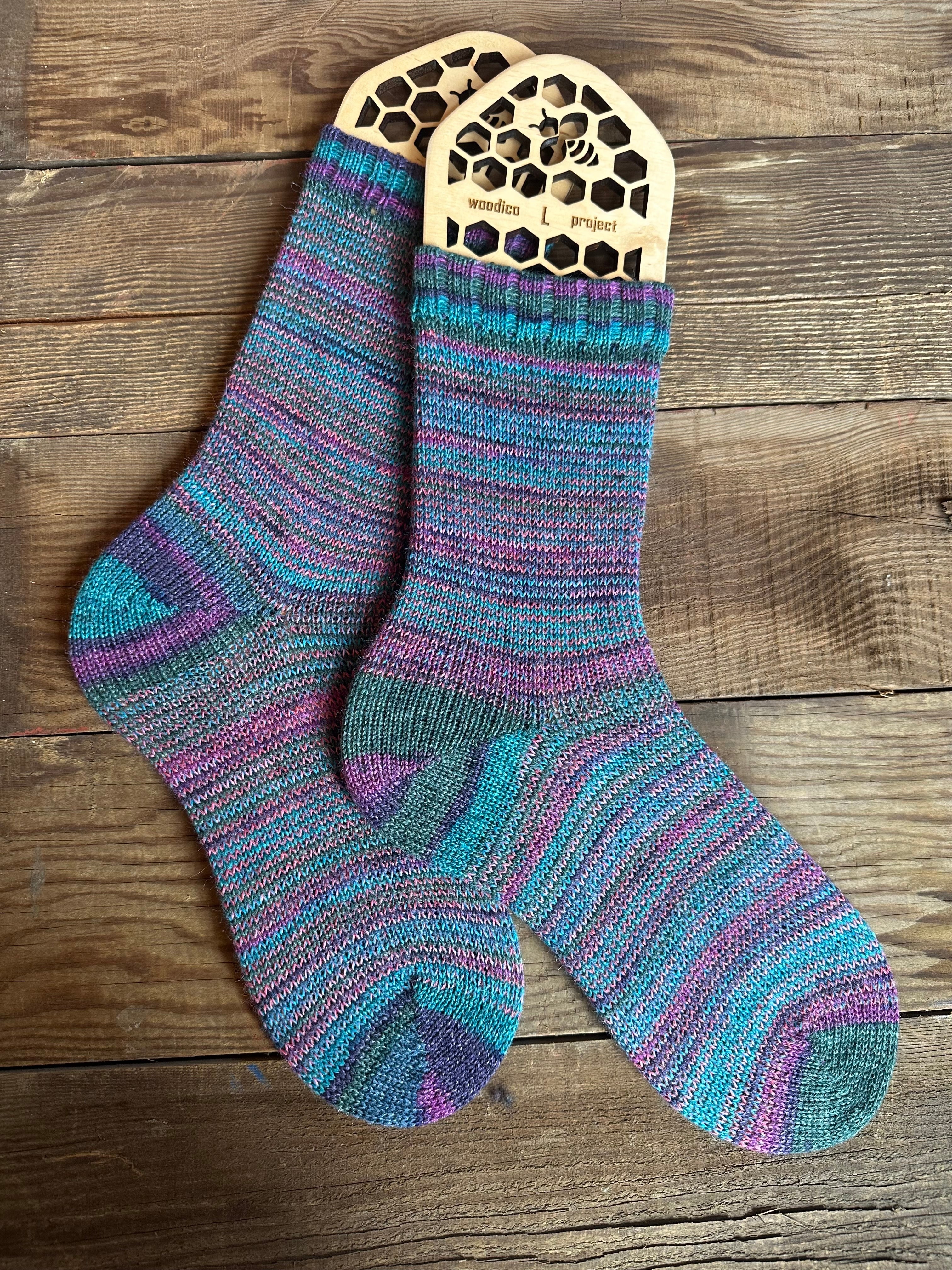 Colorful alpaca socks, luxurious and fun socks for comfort at home, ideal gift for sock lovers and nature enthusiasts