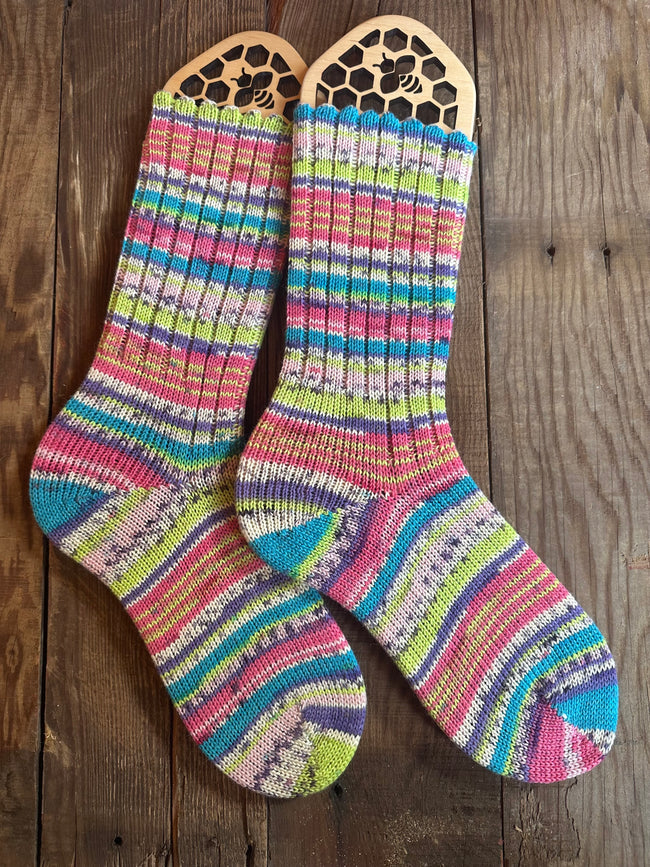Colorful Merino Wool  Socks, HandMade, Luxurious Softness for Cold Weather, Thoughtful Gift for Loved Ones Hover Image