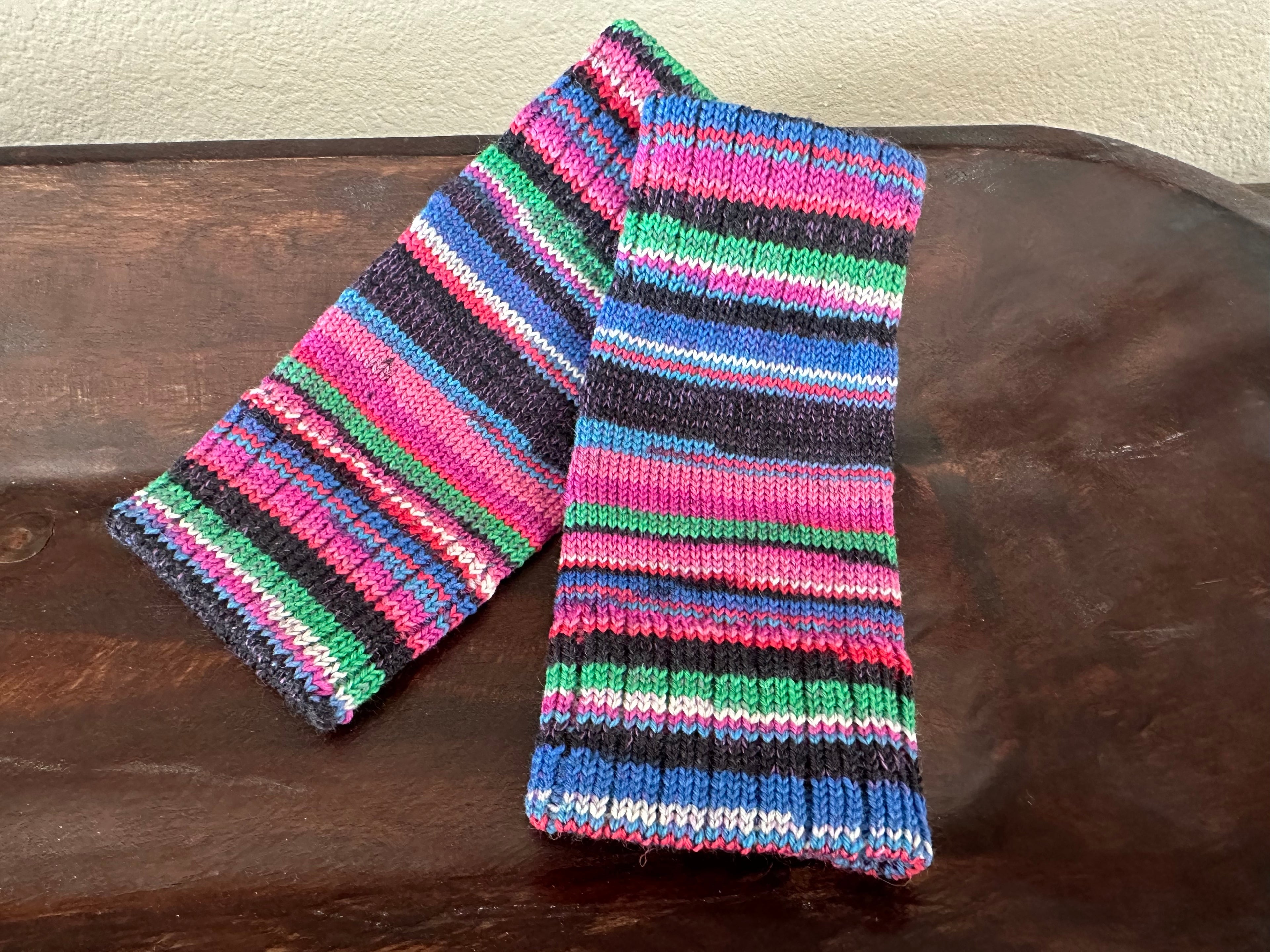 Handknit Texting Gloves, Soft Woolen Mittens for Screen Use, Ideal Gift for Her This Winter