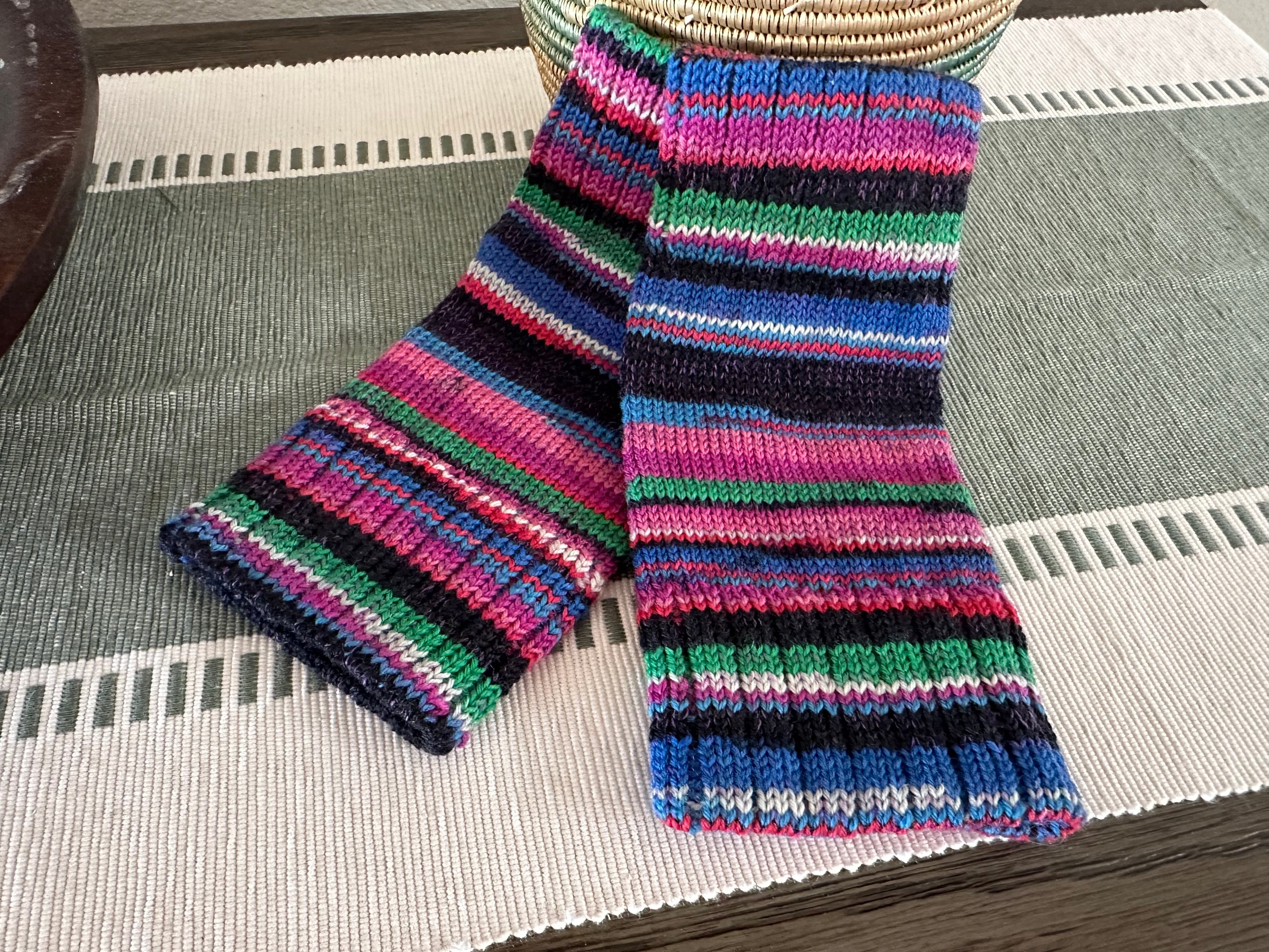 Handknit Texting Gloves, Soft Woolen Mittens for Screen Use, Ideal Gift for Her This Winter