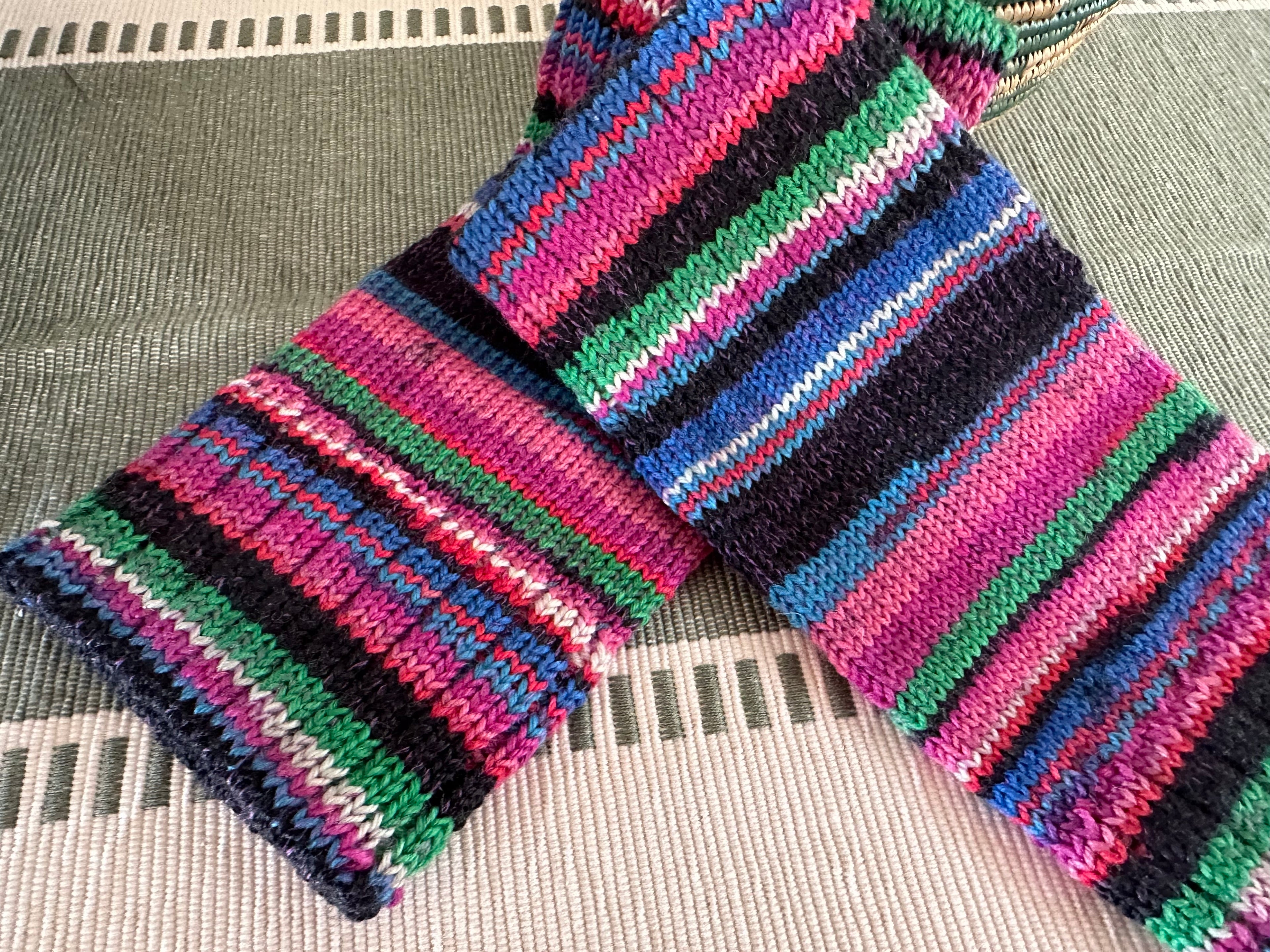 Handknit Texting Gloves, Soft Woolen Mittens for Screen Use, Ideal Gift for Her This Winter