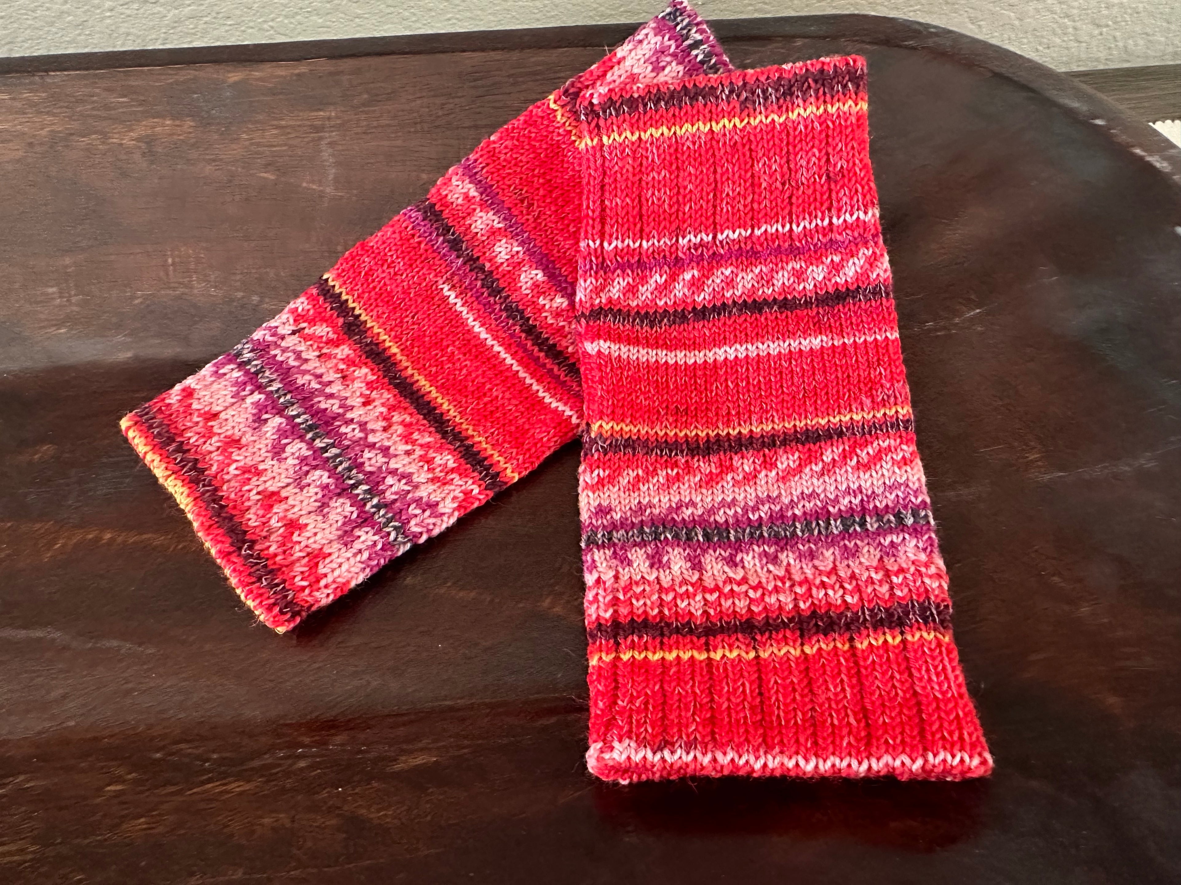 Handknit Texting Gloves, Cozy Knit Fingerless Design for Easy Smartphone Use, Perfect Tech Lover Gift