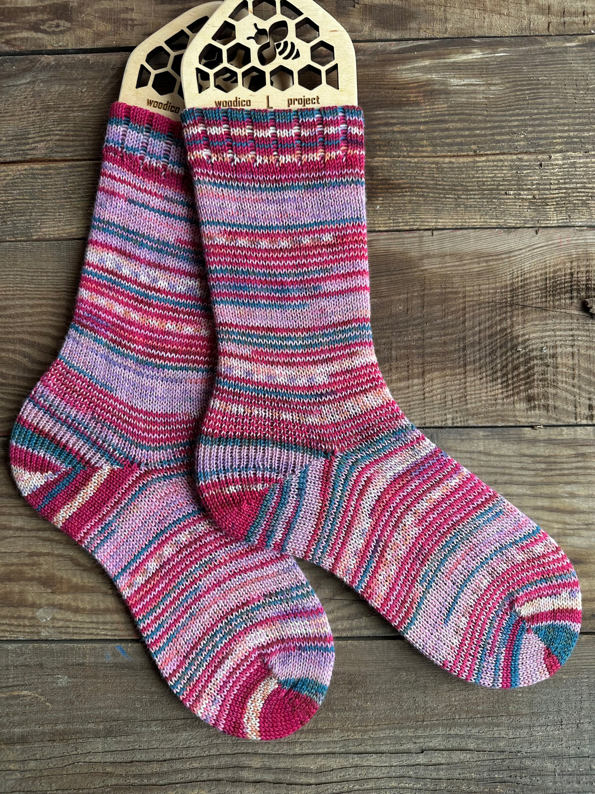Colorful alpaca socks, luxurious and fun socks for comfort at home, ideal gift for sock lovers and nature enthusiasts