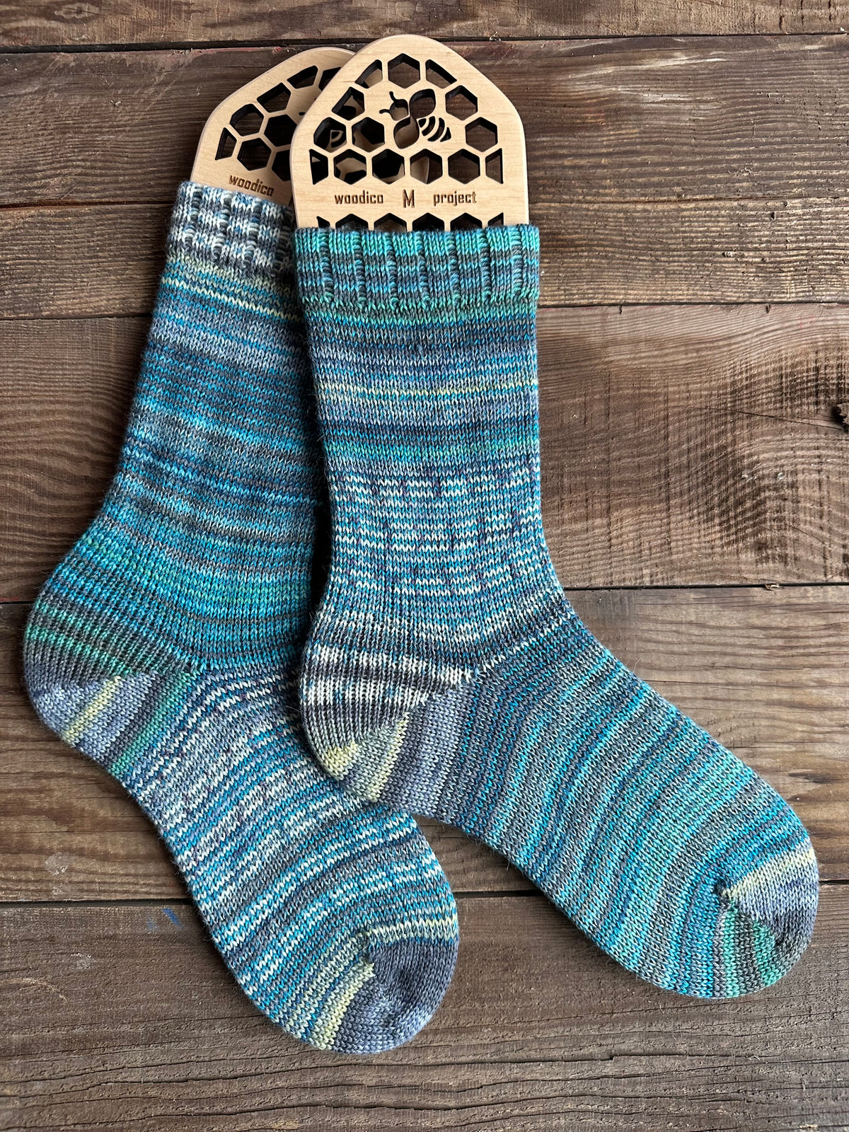 Unique Alpaca Socks, Vibrant Colors and Patterns for Ultimate Comfort, Ideal Gift for Friends & Family Who Love Cozy Wear