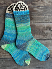 Unique Alpaca Socks, Vibrant Colors and Patterns for Ultimate Comfort, Ideal Gift for Friends & Family Who Love Cozy Wear