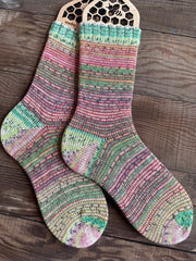 Colorful alpaca socks, luxurious and fun socks for comfort at home, ideal gift for sock lovers and nature enthusiasts