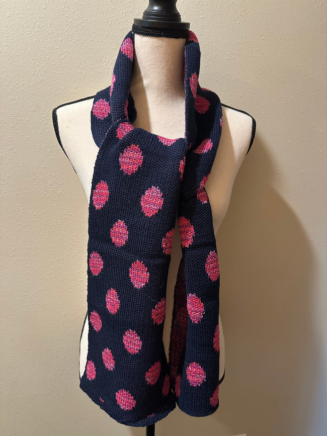 Wool Scarf - Luxurious Handwoven Warmth, Perfect for Winter Accessories, Cozy Gift for Her or Him Hover Image