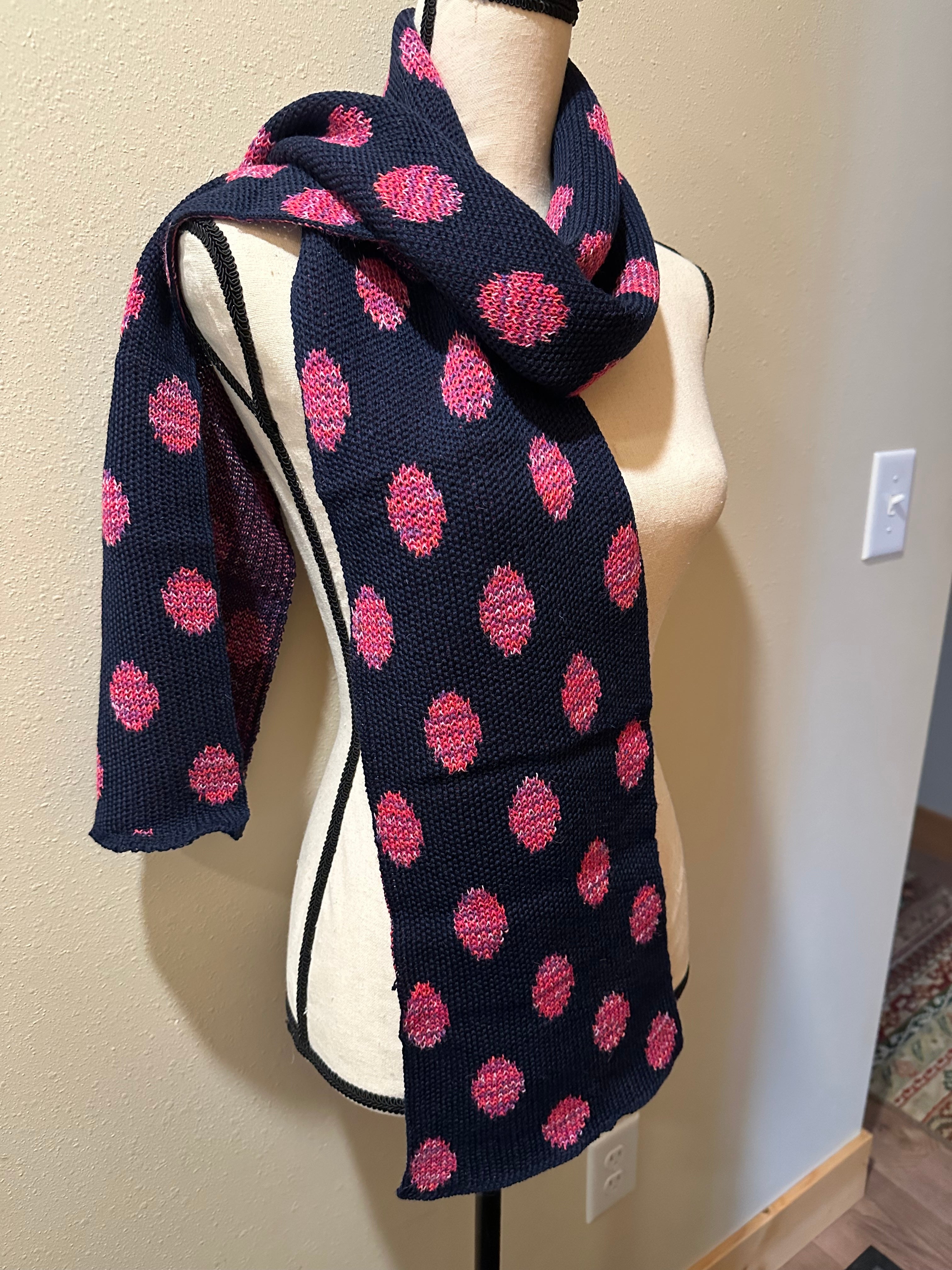 Wool Scarf - Luxurious Handwoven Warmth, Perfect for Winter Accessories, Cozy Gift for Her or Him