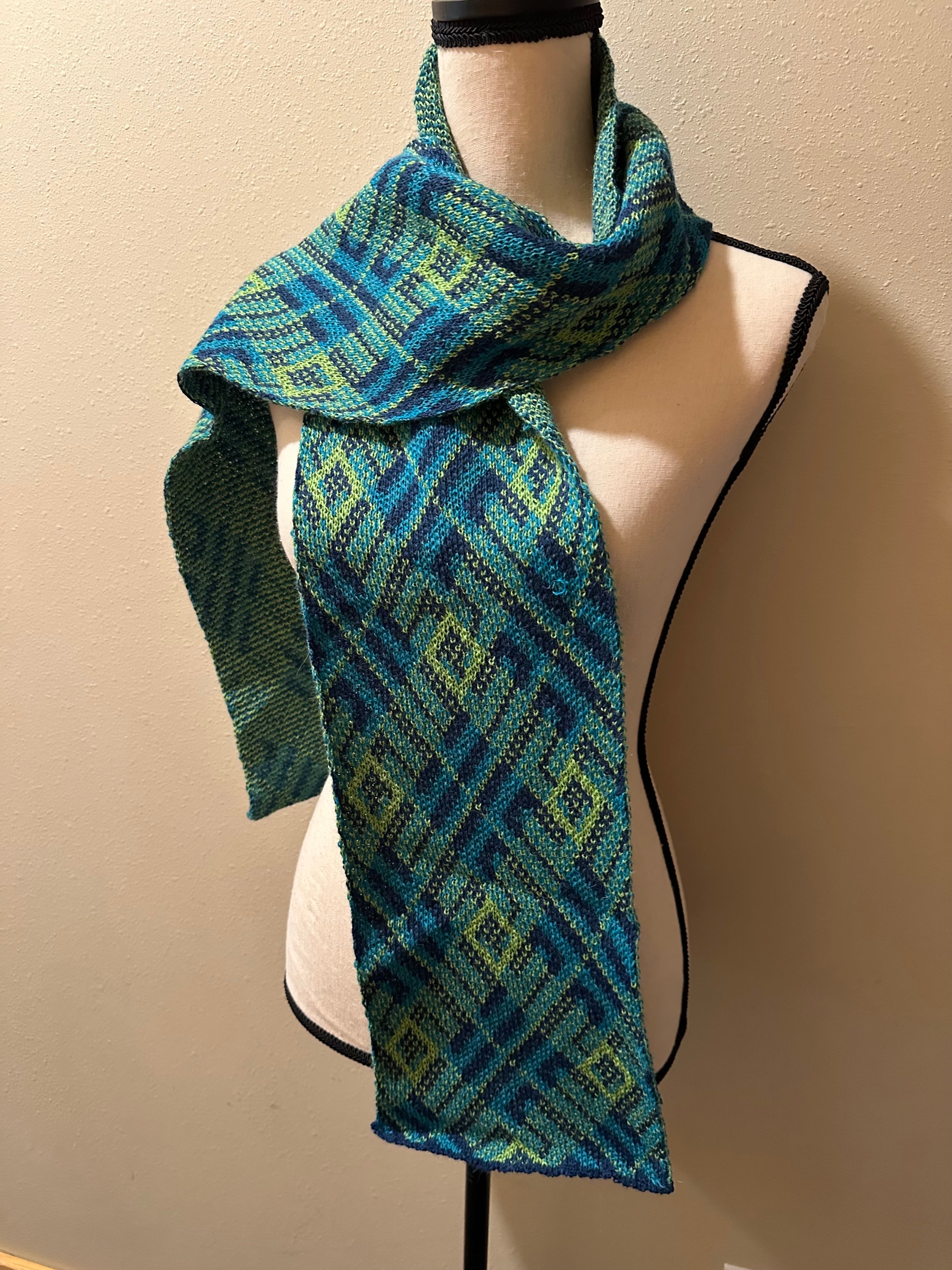 Colorful Alpaca and Wool Scarf, Ideal for Daily Wear, Unique Gift for Birthdays or Holidays