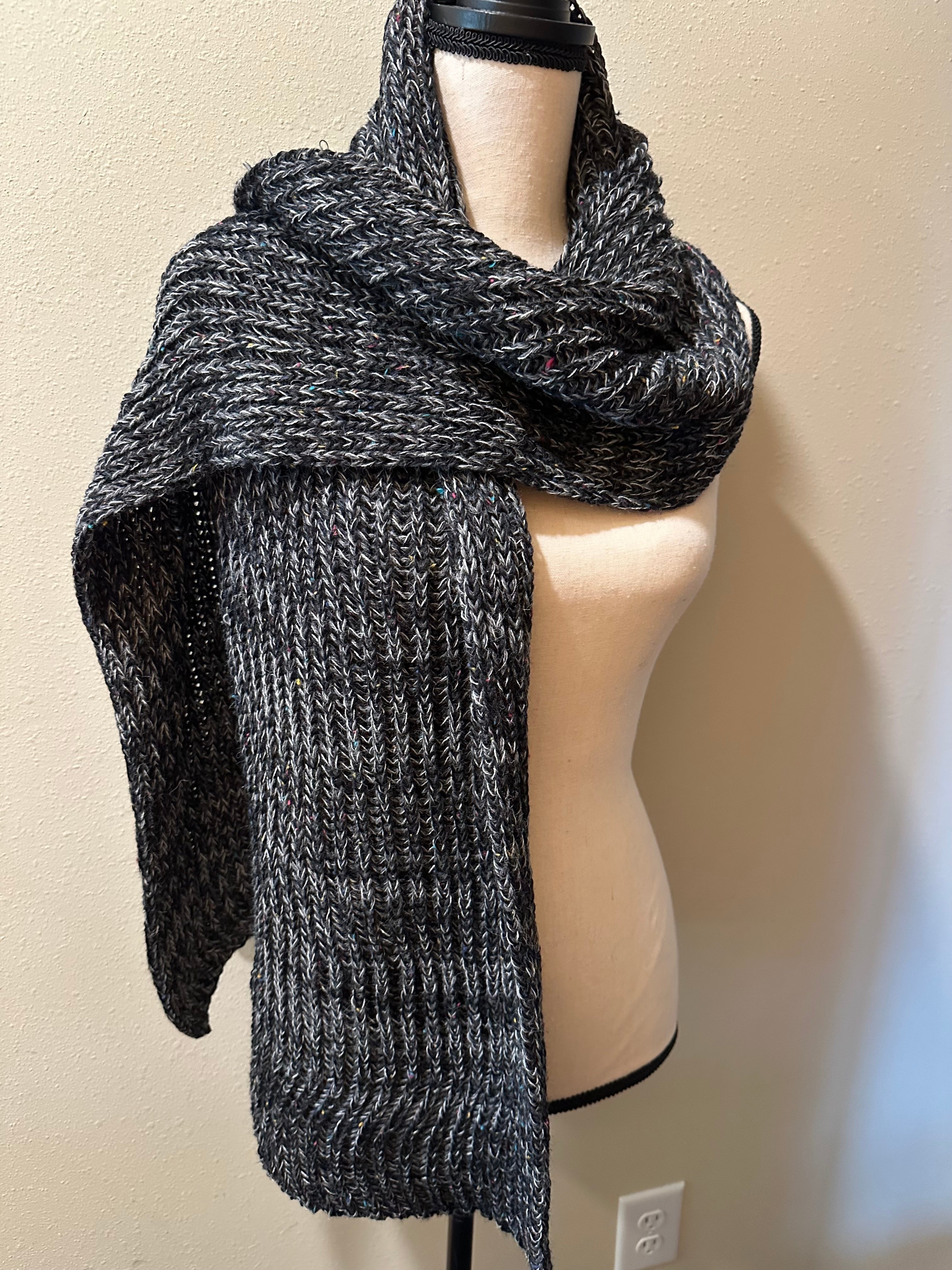Knitted Scarf - Cozy Handcrafted Knitwear for Winter Warmth - Perfect Gift for Her or Him
