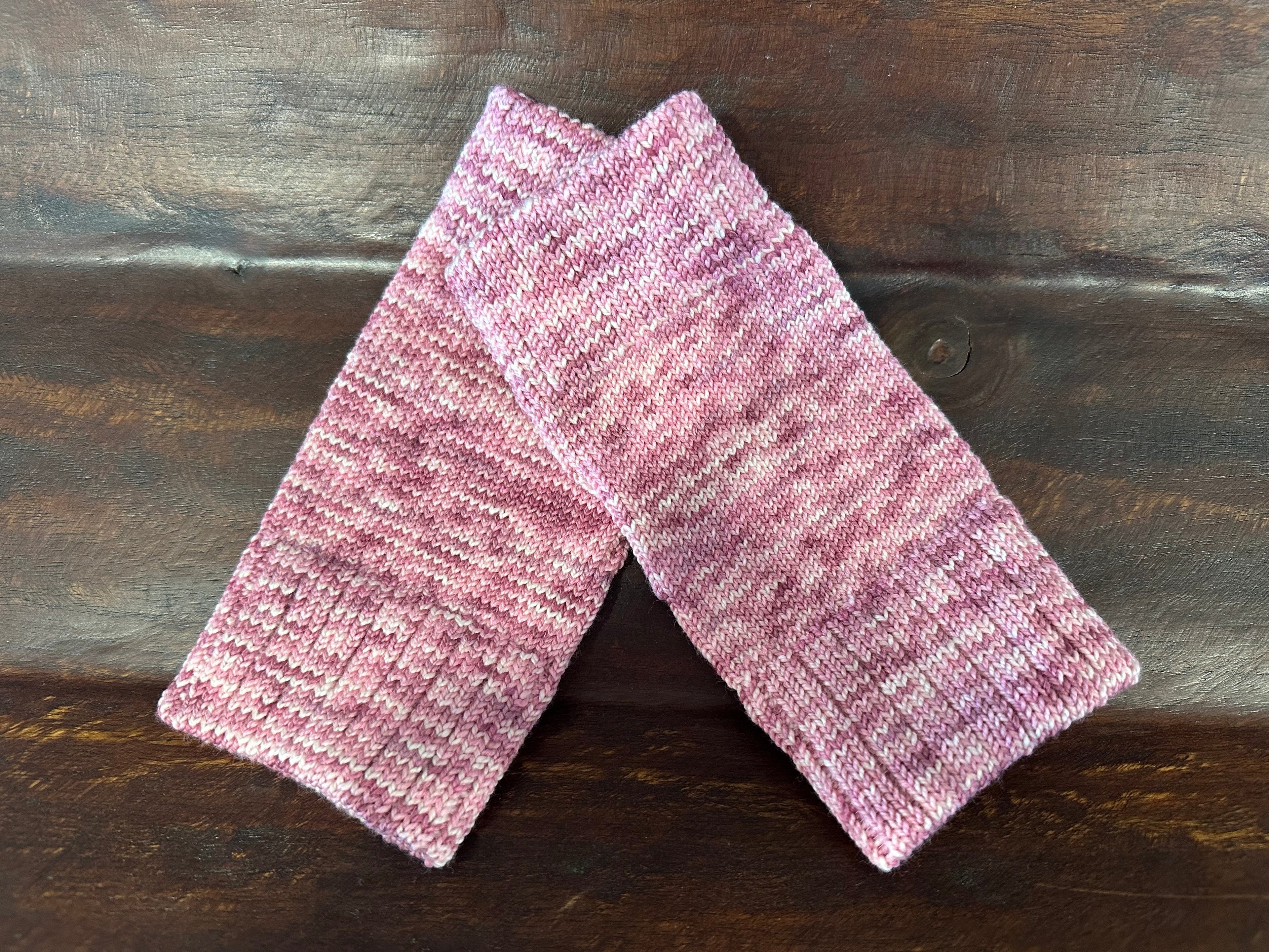 Handknit Texting Gloves, Beautifully Crafted Wool Fingerless Mitts for Comfortable Phone Use, Ideal Holiday Gift