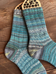Unique Alpaca Socks, Vibrant Colors and Patterns for Ultimate Comfort, Ideal Gift for Friends & Family Who Love Cozy Wear