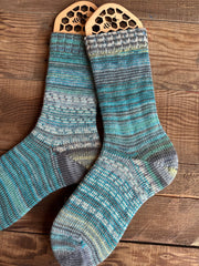 Unique Alpaca Socks, Vibrant Colors and Patterns for Ultimate Comfort, Ideal Gift for Friends & Family Who Love Cozy Wear