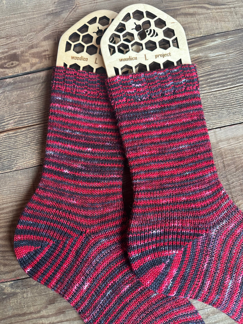 Luxurious and fun socks for comfort at home, Colorful alpaca socks, ideal gift for sock lovers and nature enthusiasts