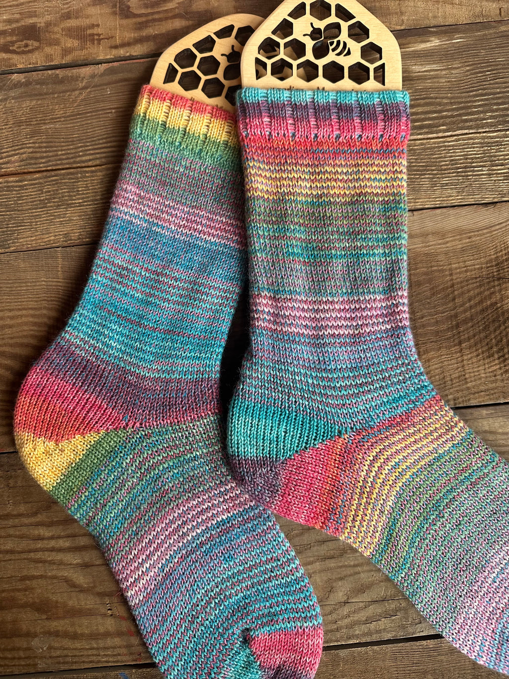 Colorful alpaca socks, luxurious and fun socks for comfort at home, ideal gift for sock lovers and nature enthusiasts