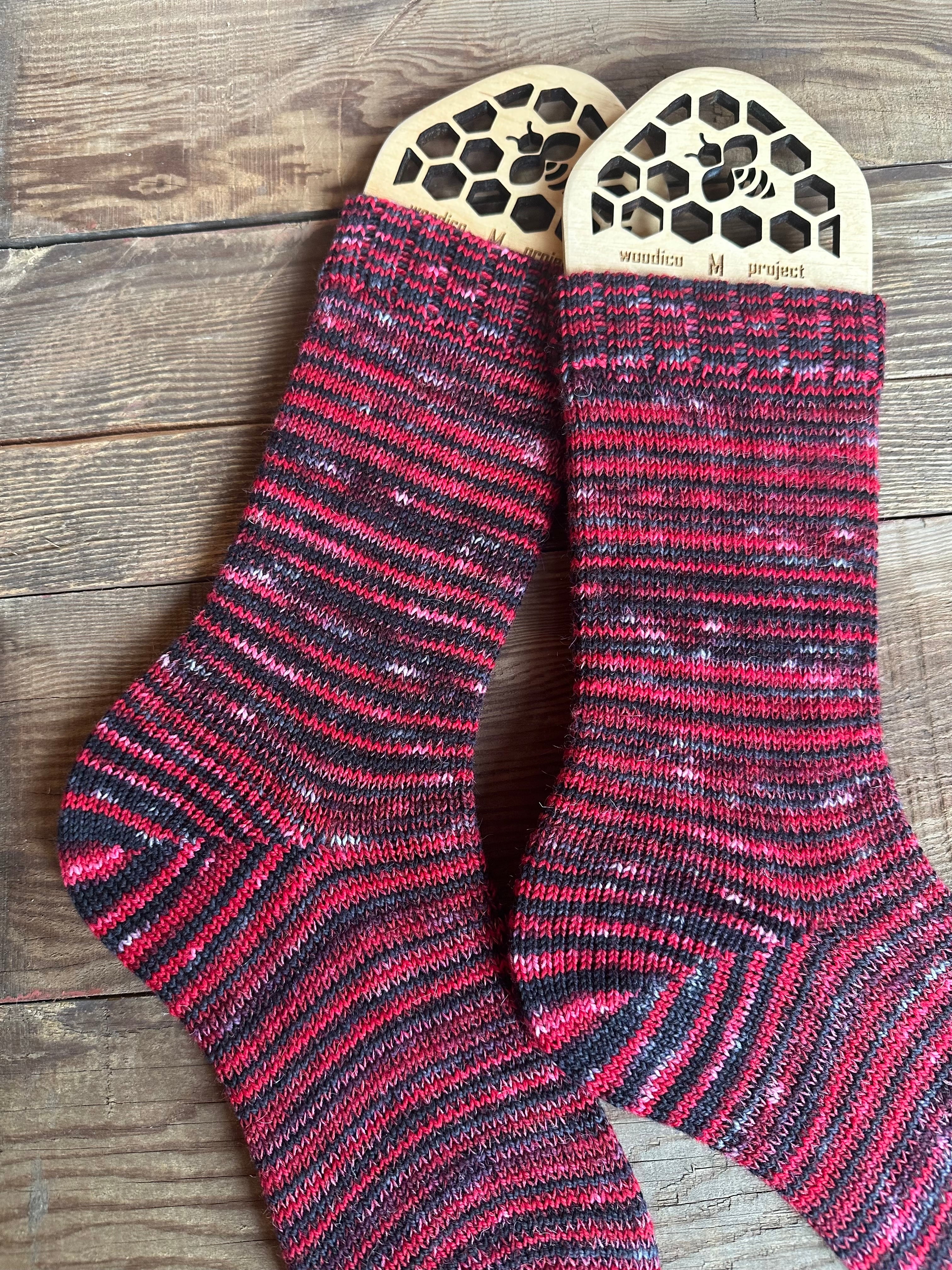 Luxurious and fun socks for comfort at home, Colorful alpaca socks, ideal gift for sock lovers and nature enthusiasts