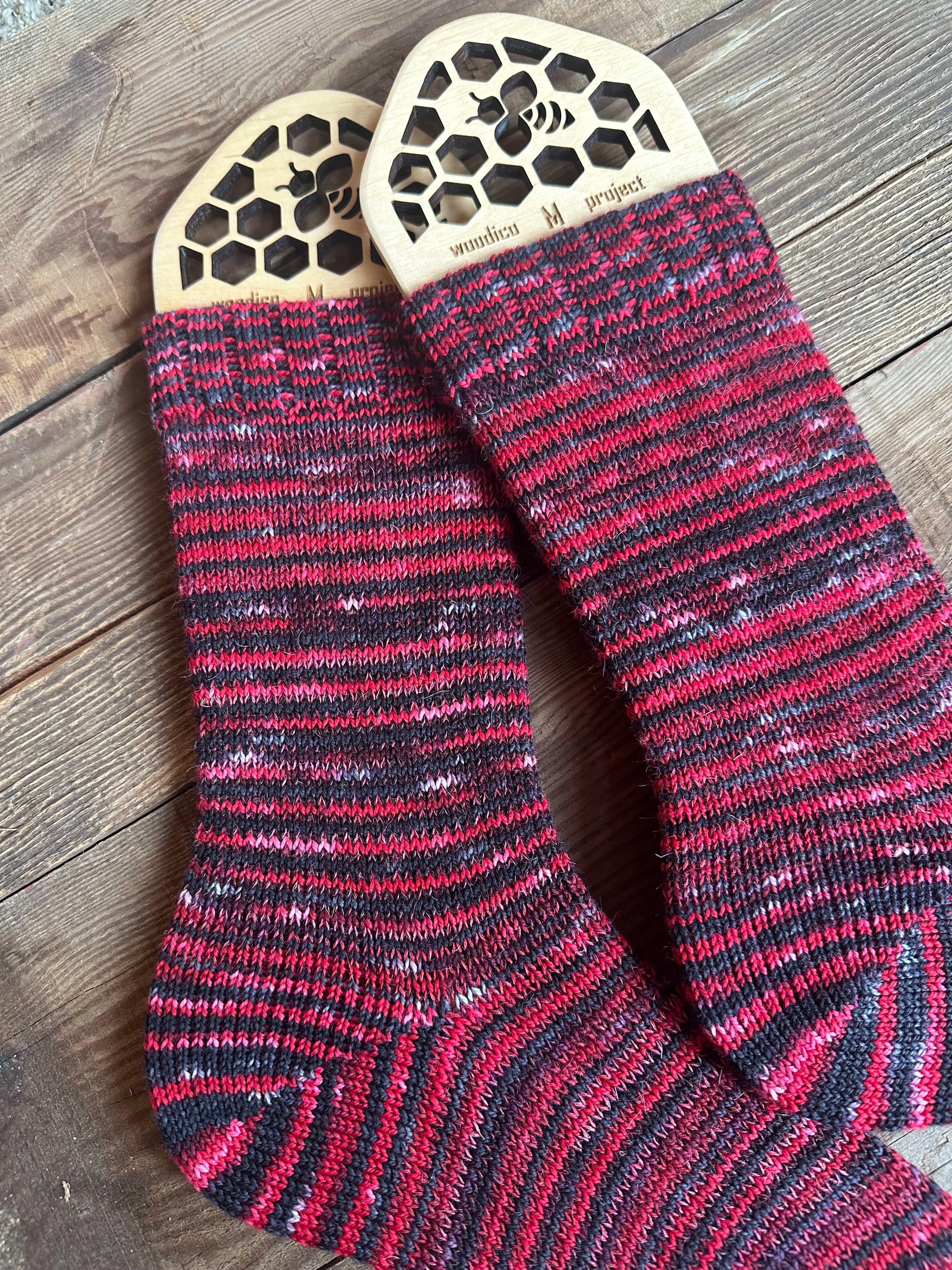 Luxurious and fun socks for comfort at home, Colorful alpaca socks, ideal gift for sock lovers and nature enthusiasts