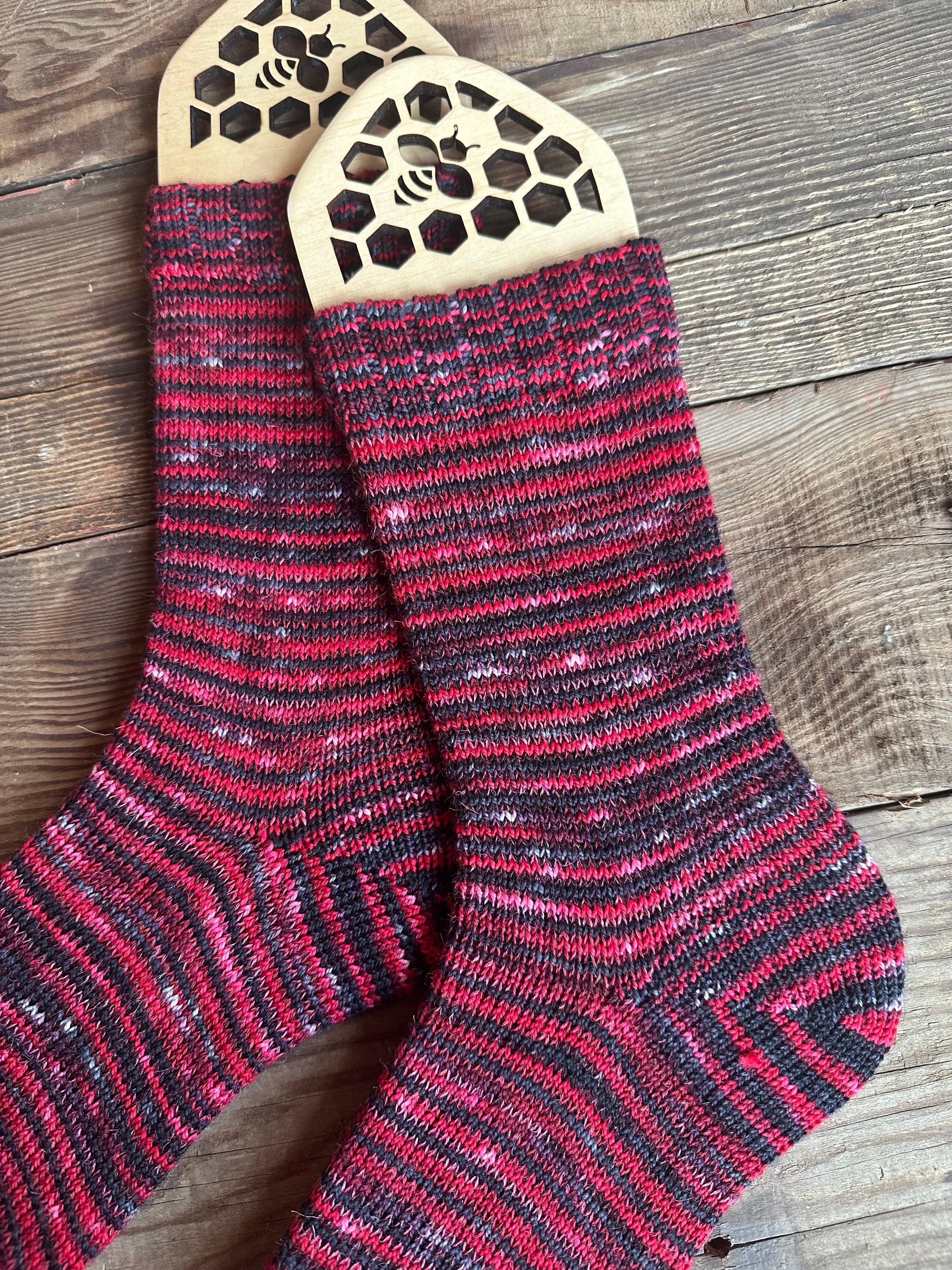 Luxurious and fun socks for comfort at home, Colorful alpaca socks, ideal gift for sock lovers and nature enthusiasts
