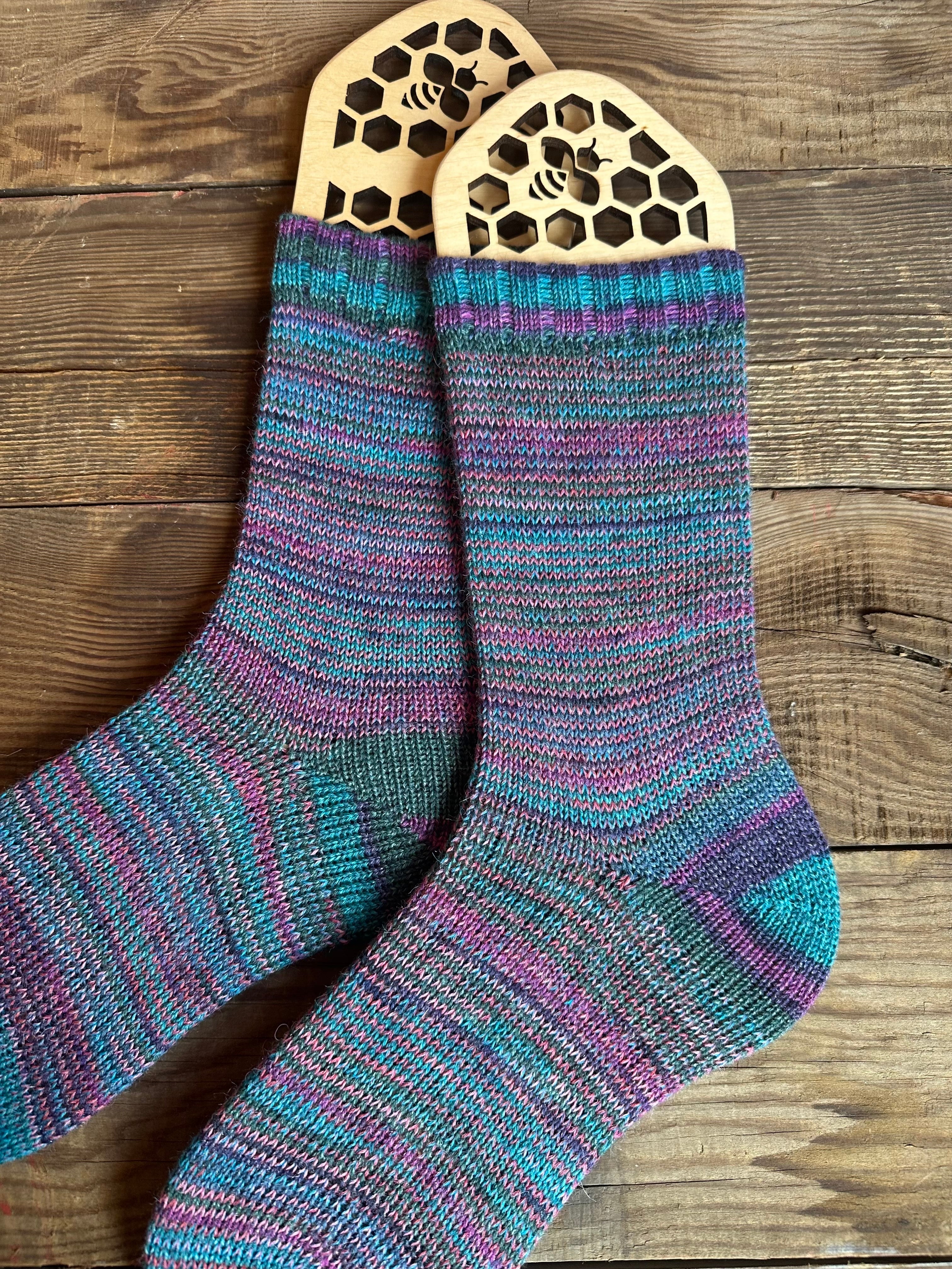 Colorful alpaca socks, luxurious and fun socks for comfort at home, ideal gift for sock lovers and nature enthusiasts