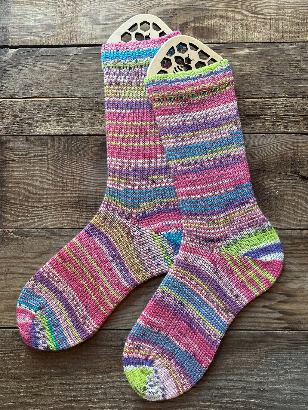 Luxurious and fun socks for comfort at home, Colorful alpaca socks, ideal gift for sock lovers and nature enthusiasts