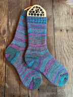 Luxurious and colorful alpaca socks, fun socks for comfort at home, ideal gift for sock lovers and nature enthusiasts