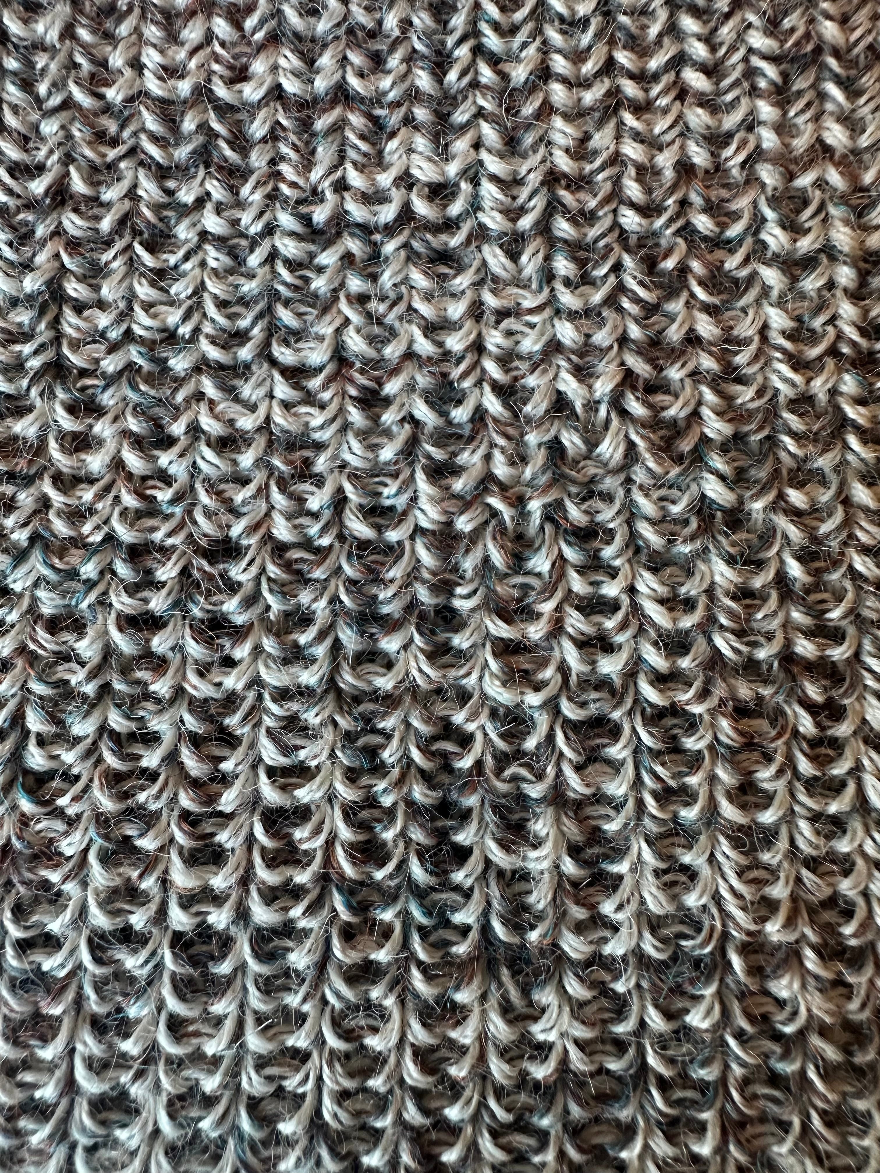 Knitted Scarf - Cozy Handcrafted Knitwear for Winter Warmth - Perfect Gift for Her or Him