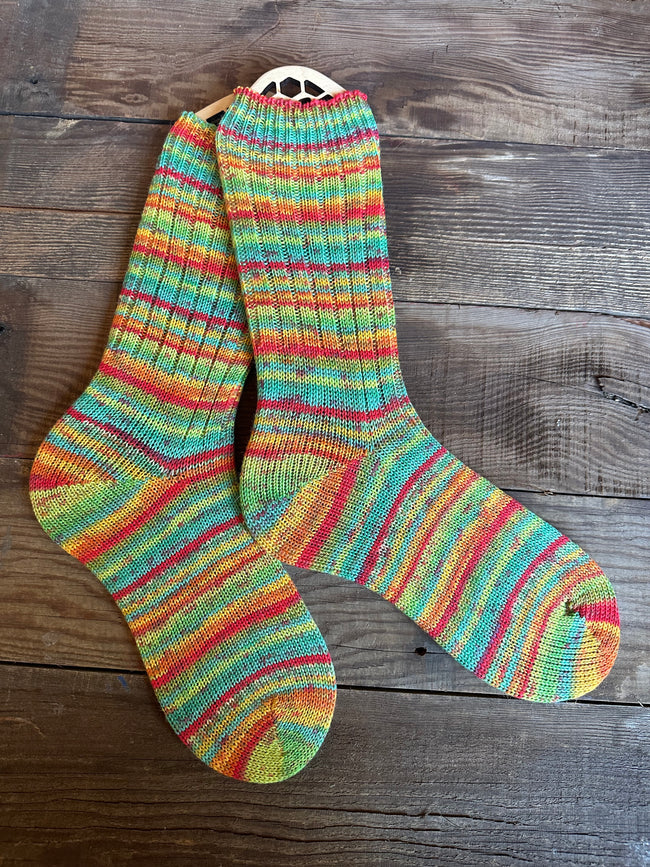 Colorful Merino Wool  Socks, HandMade, Luxurious Softness for Cold Weather, Thoughtful Gift for Loved Ones Hover Image