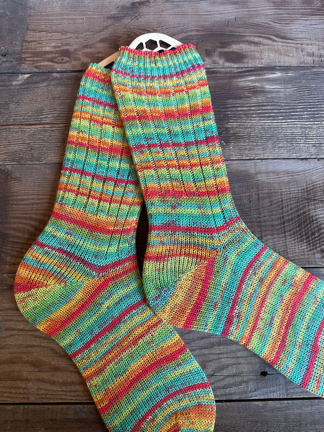 Colorful Merino Wool  Socks, HandMade, Luxurious Softness for Cold Weather, Thoughtful Gift for Loved Ones Main Image