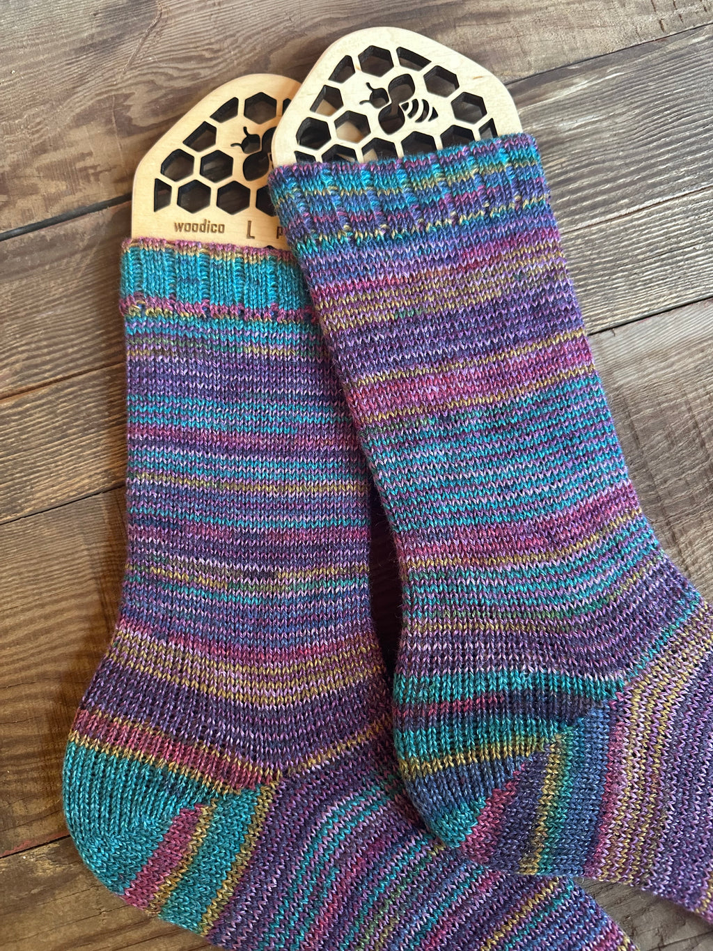 Colorful alpaca socks, luxurious and fun socks for comfort at home, ideal gift for sock lovers and nature enthusiasts