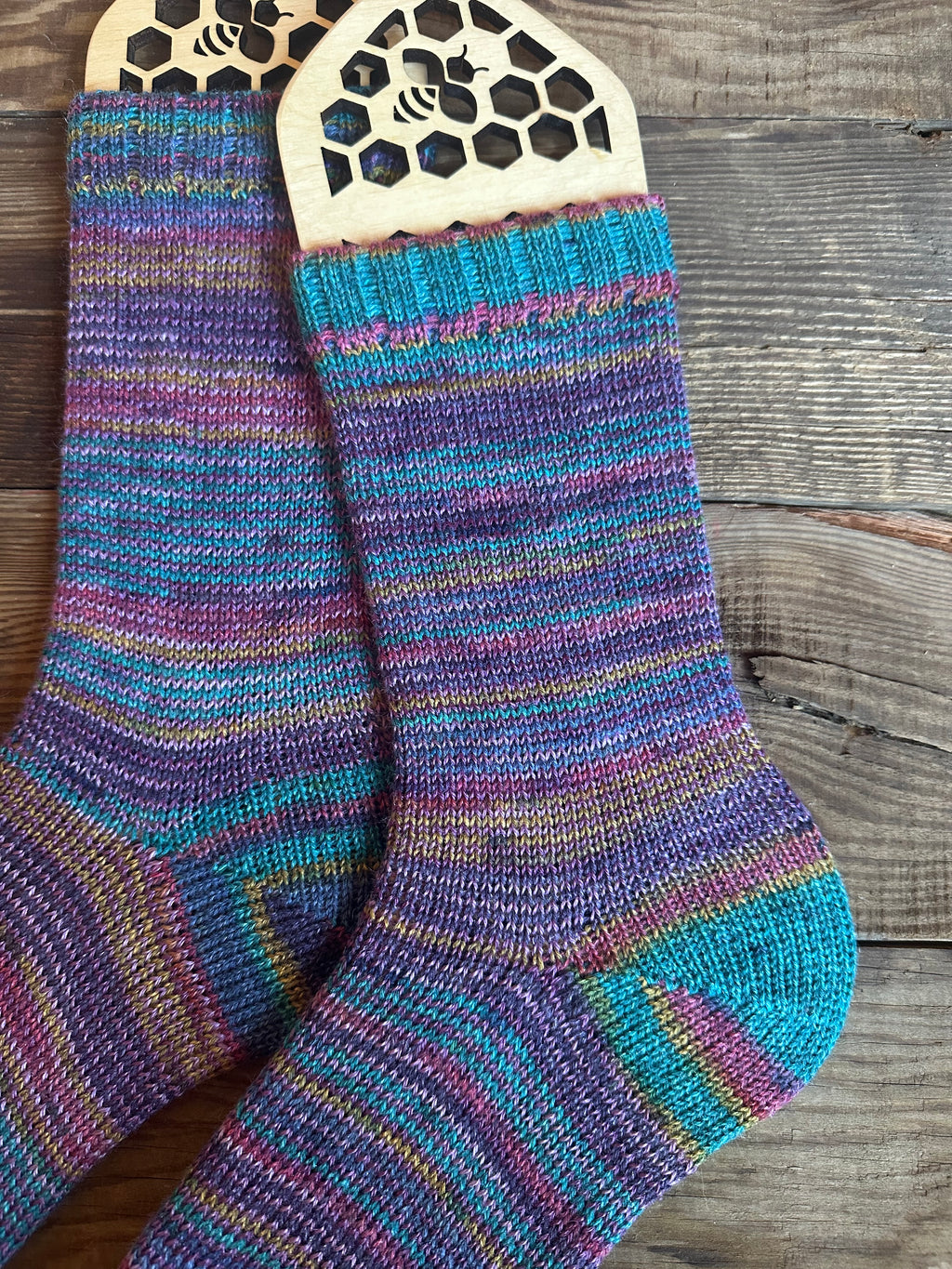 Colorful alpaca socks, luxurious and fun socks for comfort at home, ideal gift for sock lovers and nature enthusiasts