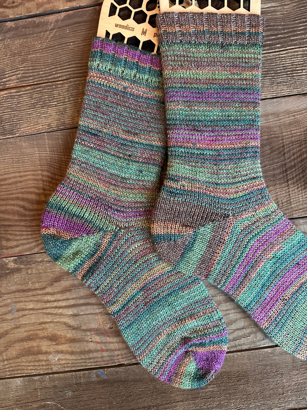 Colorful alpaca socks, luxurious and fun socks for comfort at home, ideal gift for sock lovers and nature enthusiasts