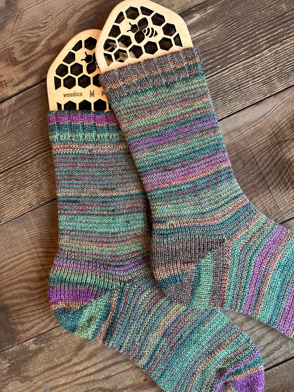 Colorful alpaca socks, luxurious and fun socks for comfort at home, ideal gift for sock lovers and nature enthusiasts