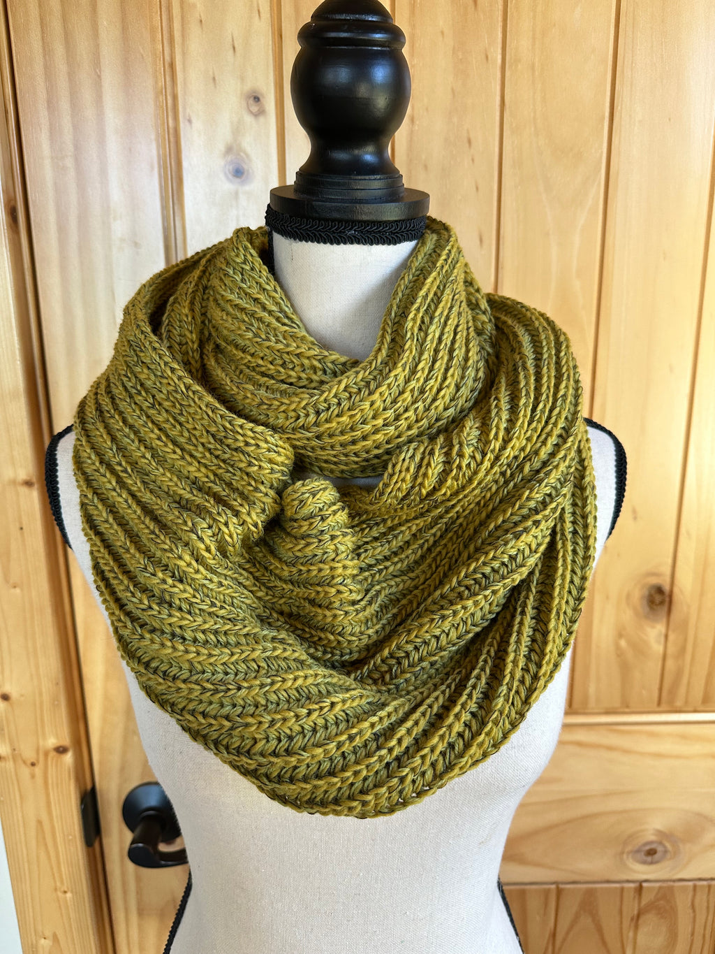 Wool Infinity Scarf Handmade, Cozy Loop Winter Accessory for Outdoor Styling, Gift for Women