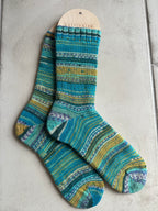Luxurious and fun socks for comfort at home, Colorful alpaca socks, ideal gift for sock lovers and nature enthusiasts