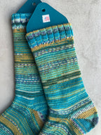 Luxurious and fun socks for comfort at home, Colorful alpaca socks, ideal gift for sock lovers and nature enthusiasts