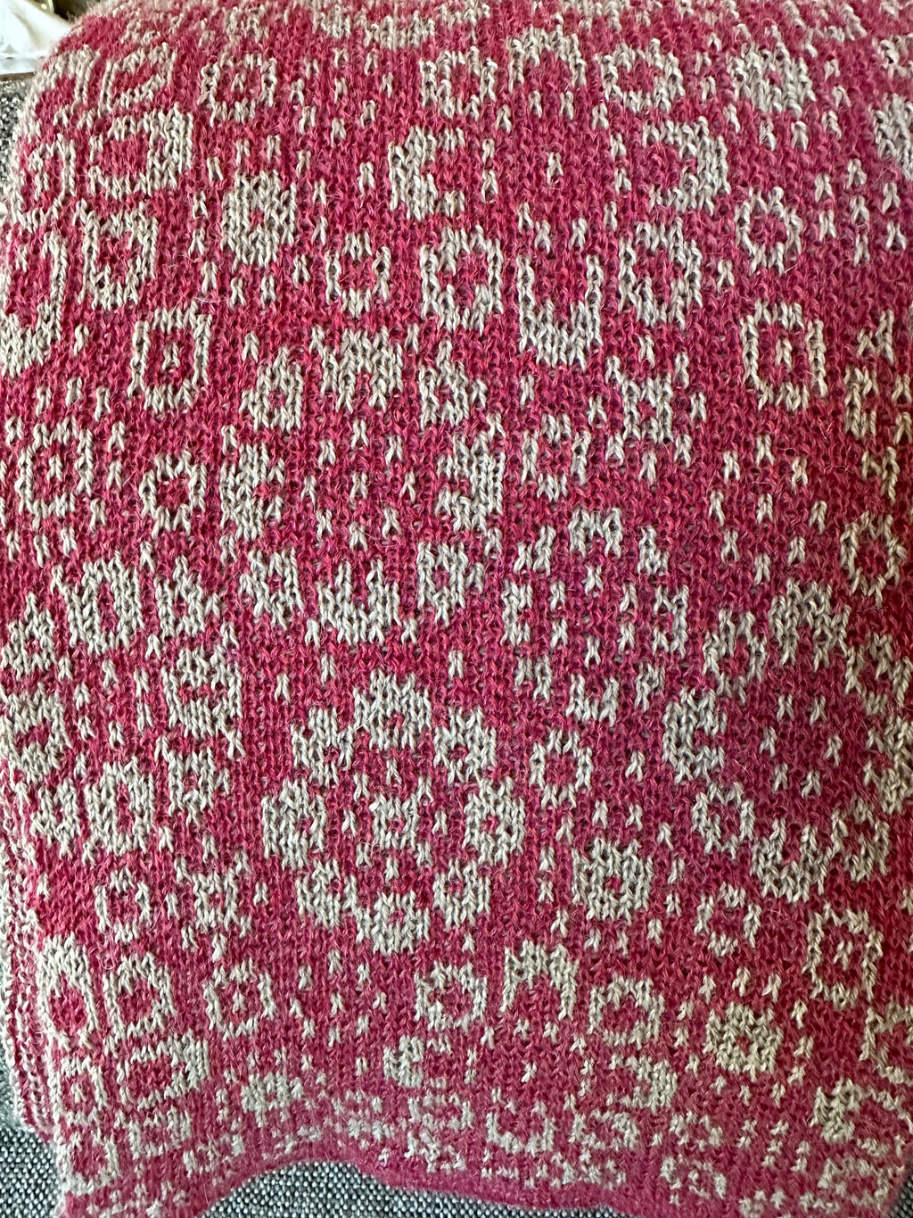 Wool Scarf - Elegant Oversized Design, Ideal for Daily Wear, Unique Gift for Birthdays or Holidays