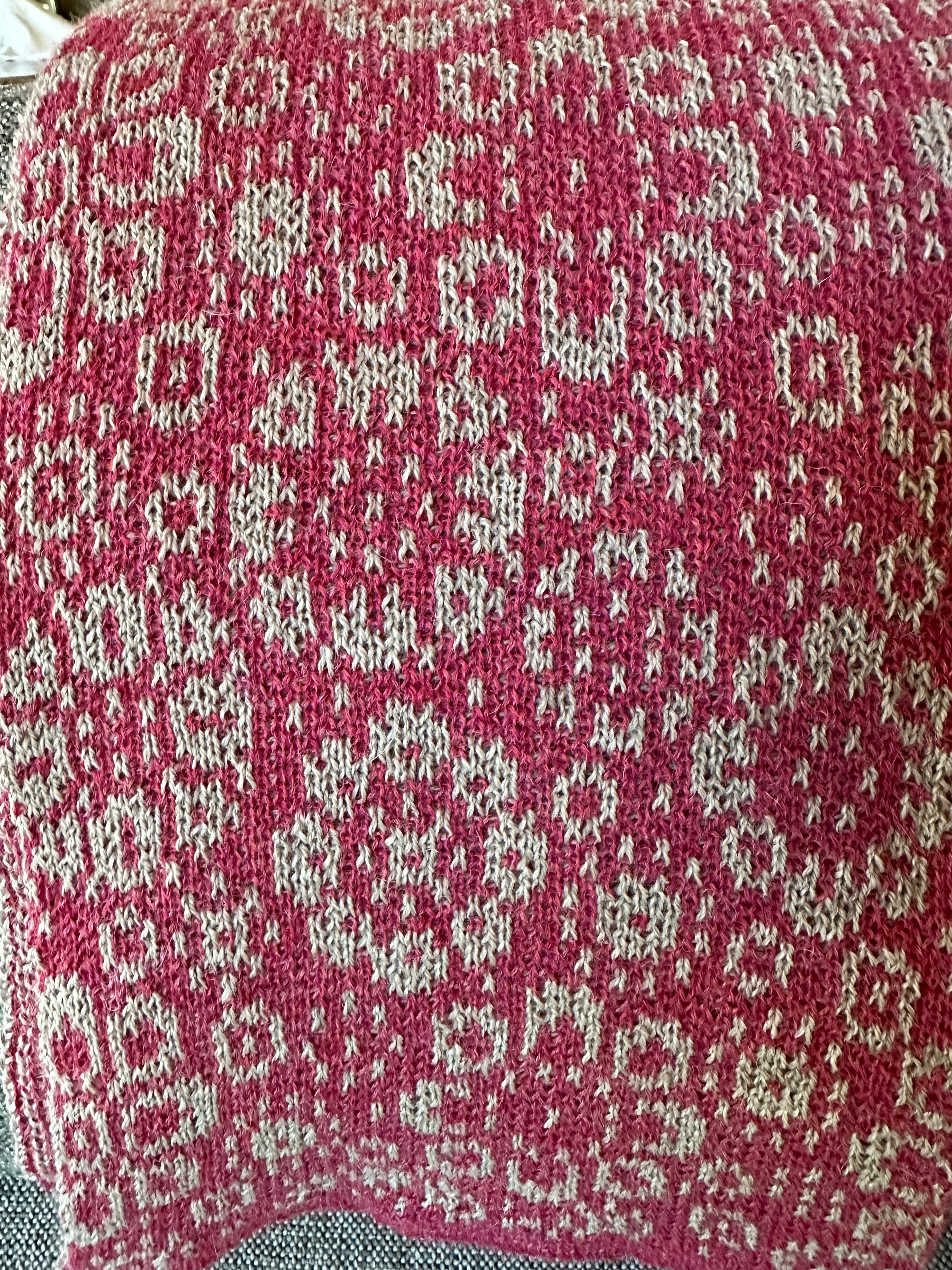 Wool Scarf - Elegant Oversized Design, Ideal for Daily Wear, Unique Gift for Birthdays or Holidays