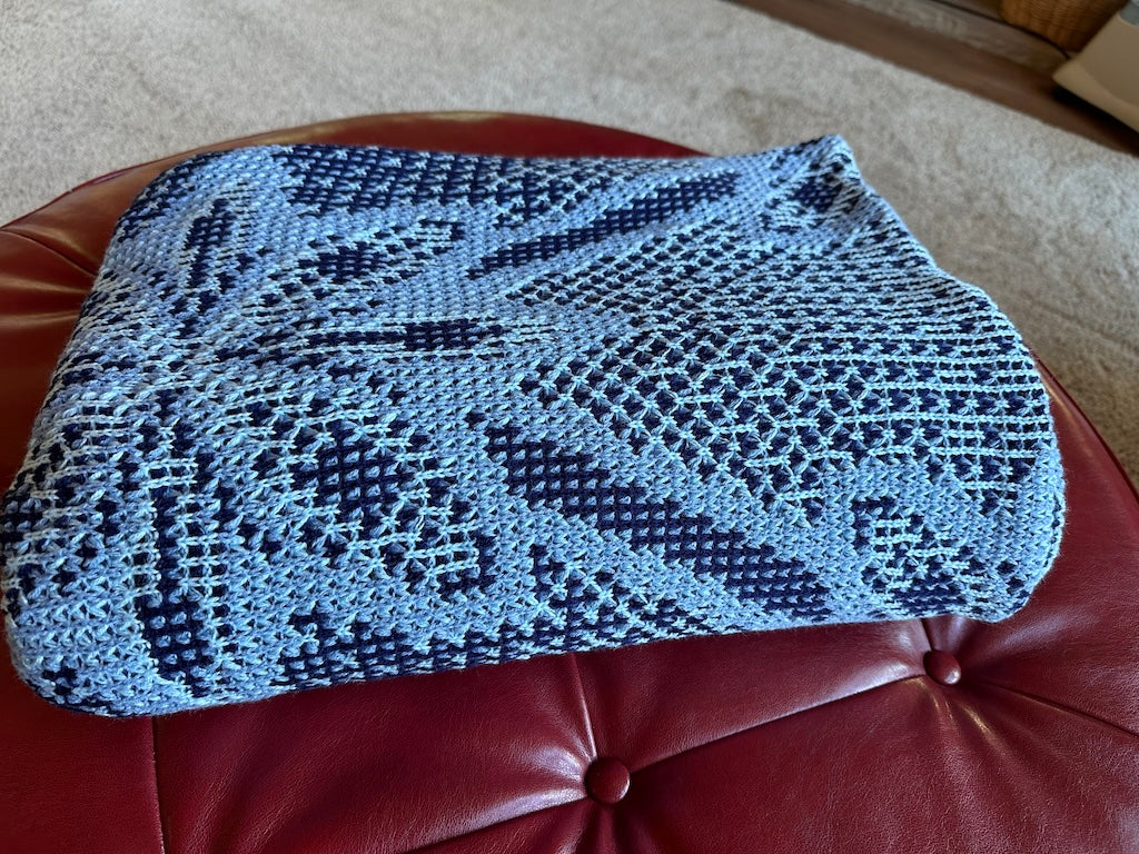 Handmade Knit Throw Blanket, Luxurious Soft Yarn Perfect for Relaxation, Unique Gift Idea for Any Occasion