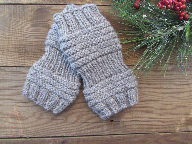 Fingerless Mitten Knitting Pattern, Fun and Functional Hand-Knit Design, Perfect for Everyday Use, Unique Gift for Knit Enthusiasts Main Image