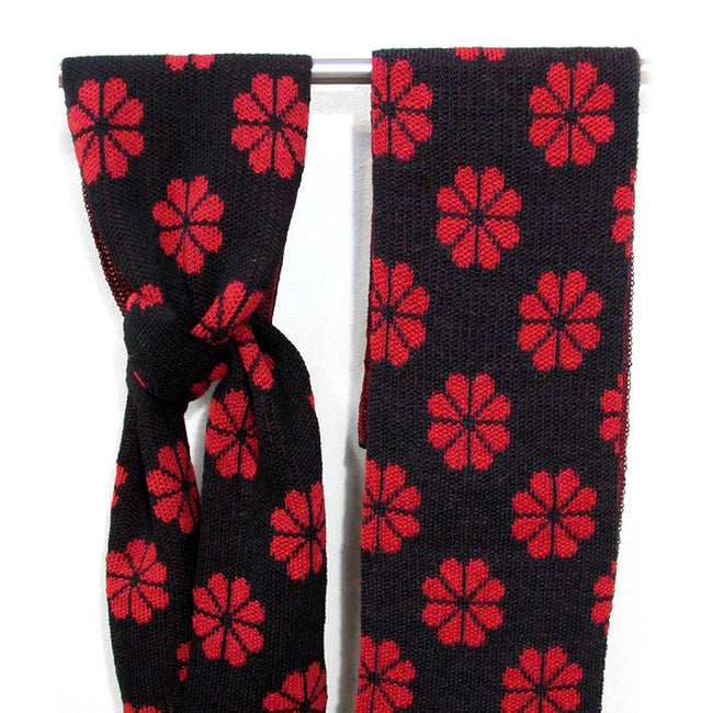 Knitted Scarf - Soft Wool Blend Fashion Accessory for Cold Days - Ideal Gift for Birthdays or Holidays Main Image